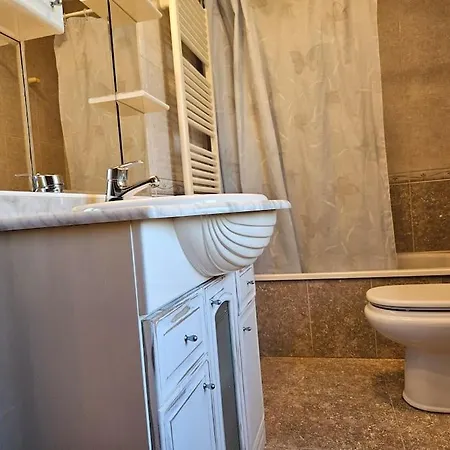 La Casina En Sebreno 13a05 *