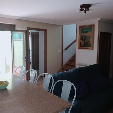 بيت للعطل R2R - La Casina En Sebreno - 13A05 *